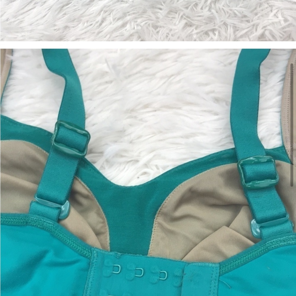lululemon ta ta tamer turqouise 34D VGUC - Picture 8 of 11